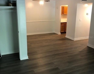 6519 W Newberry Road - Photo Thumbnail 3