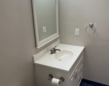 6613 Nw 30th Terrace - Photo Thumbnail 12