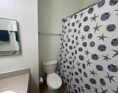 621 Sw 10th Street - Photo Thumbnail 12