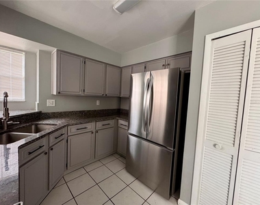 4125 E Vista Court - Photo Thumbnail 4
