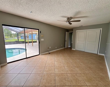 4125 E Vista Court - Photo Thumbnail 18