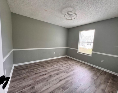4125 E Vista Court - Photo Thumbnail 14