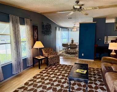 4637 Belle Grove - Photo Thumbnail 35