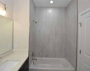 5 Seton Court - Photo Thumbnail 22