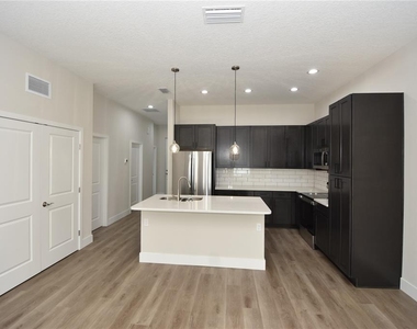 5 Seton Court - Photo Thumbnail 17