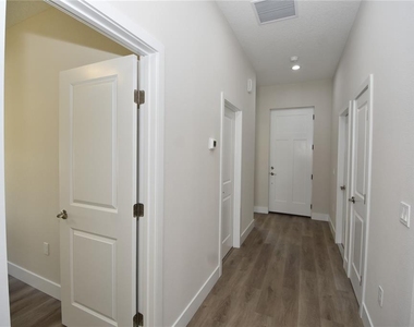 5 Seton Court - Photo Thumbnail 7