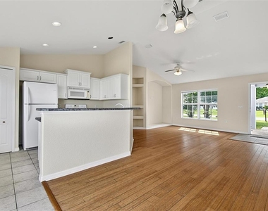 9 Lytton Lane - Photo Thumbnail 6