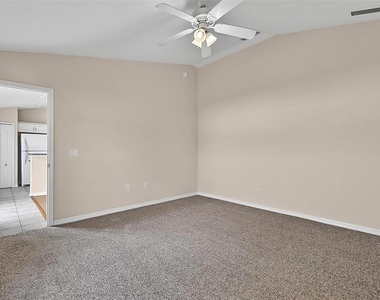 9 Lytton Lane - Photo Thumbnail 19