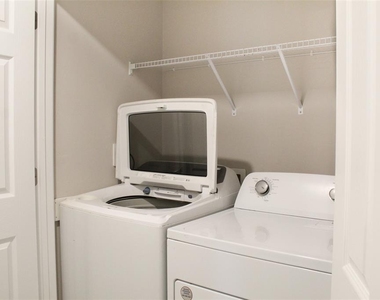 5501 Kempson Lane - Photo Thumbnail 27