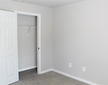 5501 Kempson Lane - Photo Thumbnail 19