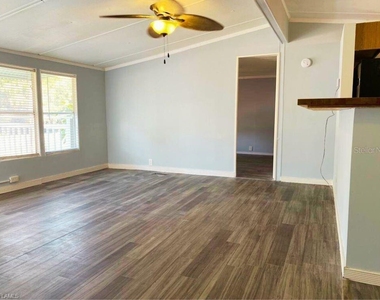 1281 Richmond Avenue - Photo Thumbnail 16