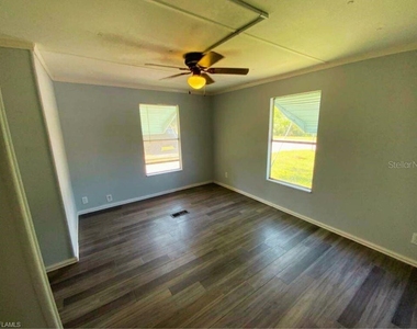 1281 Richmond Avenue - Photo Thumbnail 11