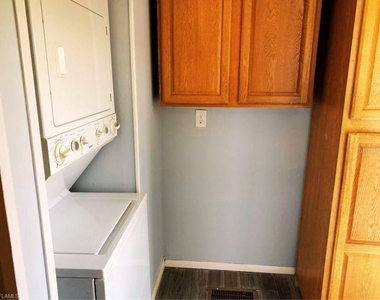1281 Richmond Avenue - Photo Thumbnail 17