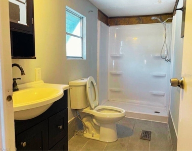 1281 Richmond Avenue - Photo Thumbnail 14