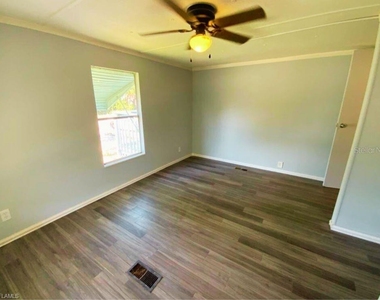 1281 Richmond Avenue - Photo Thumbnail 9