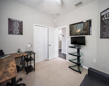 3760 Parkridge Circle - Photo Thumbnail 17
