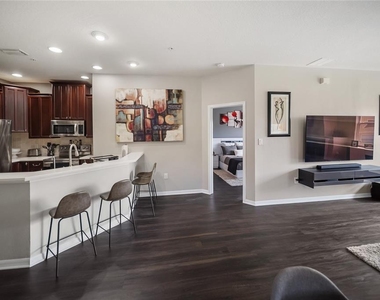 3760 Parkridge Circle - Photo Thumbnail 6