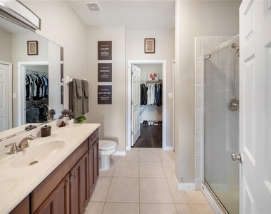 3760 Parkridge Circle - Photo Thumbnail 9
