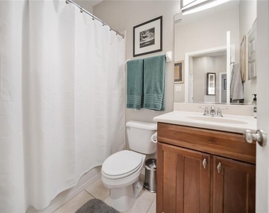 3760 Parkridge Circle - Photo Thumbnail 16