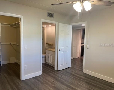 270 Santa Maria Street - Photo Thumbnail 8