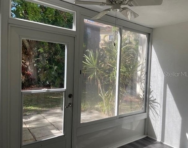 270 Santa Maria Street - Photo Thumbnail 13