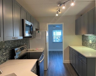 270 Santa Maria Street - Photo Thumbnail 5