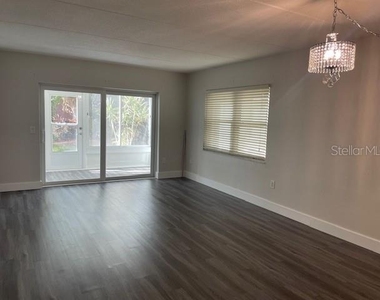 270 Santa Maria Street - Photo Thumbnail 10
