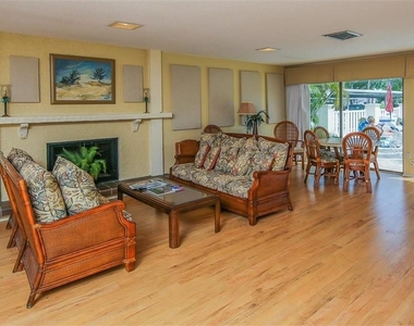 270 Santa Maria Street - Photo Thumbnail 20
