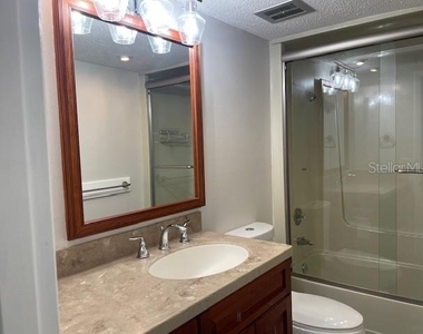 270 Santa Maria Street - Photo Thumbnail 18