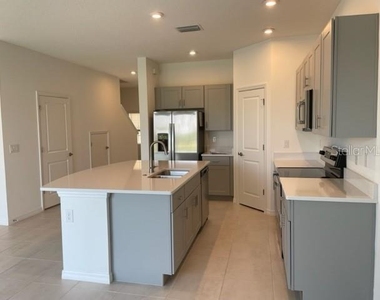 5776 Haven Terrace - Photo Thumbnail 3