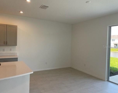 5776 Haven Terrace - Photo Thumbnail 5