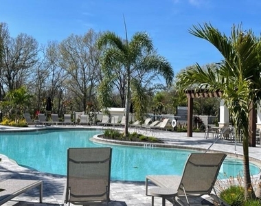 5776 Haven Terrace - Photo Thumbnail 17