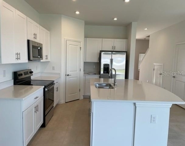 5764 Haven Terrace - Photo Thumbnail 5