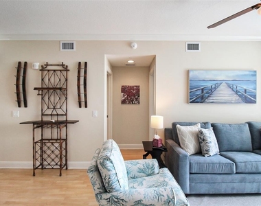 800 N Tamiami Trail - Photo Thumbnail 18