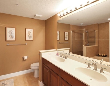800 N Tamiami Trail - Photo Thumbnail 32