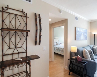 800 N Tamiami Trail - Photo Thumbnail 19