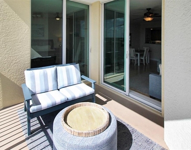 800 N Tamiami Trail - Photo Thumbnail 16