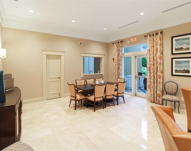 800 N Tamiami Trail - Photo Thumbnail 39