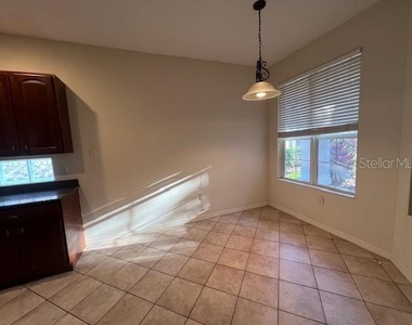 6517 Tailfeather Way - Photo Thumbnail 4