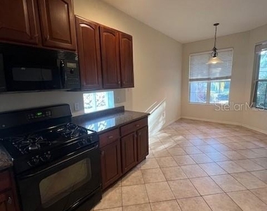 6517 Tailfeather Way - Photo Thumbnail 3