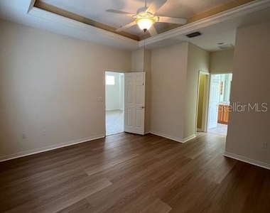 6517 Tailfeather Way - Photo Thumbnail 15