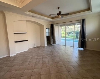 6517 Tailfeather Way - Photo Thumbnail 9