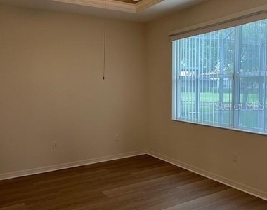 6517 Tailfeather Way - Photo Thumbnail 14
