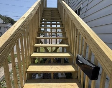 111 W W Grove Street - Photo Thumbnail 2