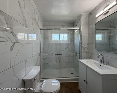 111 W W Grove Street - Photo Thumbnail 10