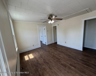 111 W W Grove Street - Photo Thumbnail 7