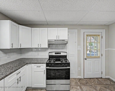 531 S Irving Avenue - Photo Thumbnail 18
