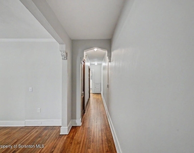 531 S Irving Avenue - Photo Thumbnail 28