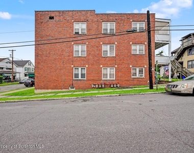 531 S Irving Avenue - Photo Thumbnail 38