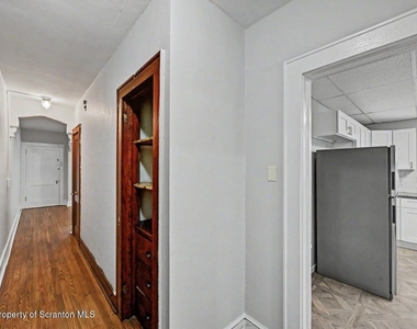 531 S Irving Avenue - Photo Thumbnail 27